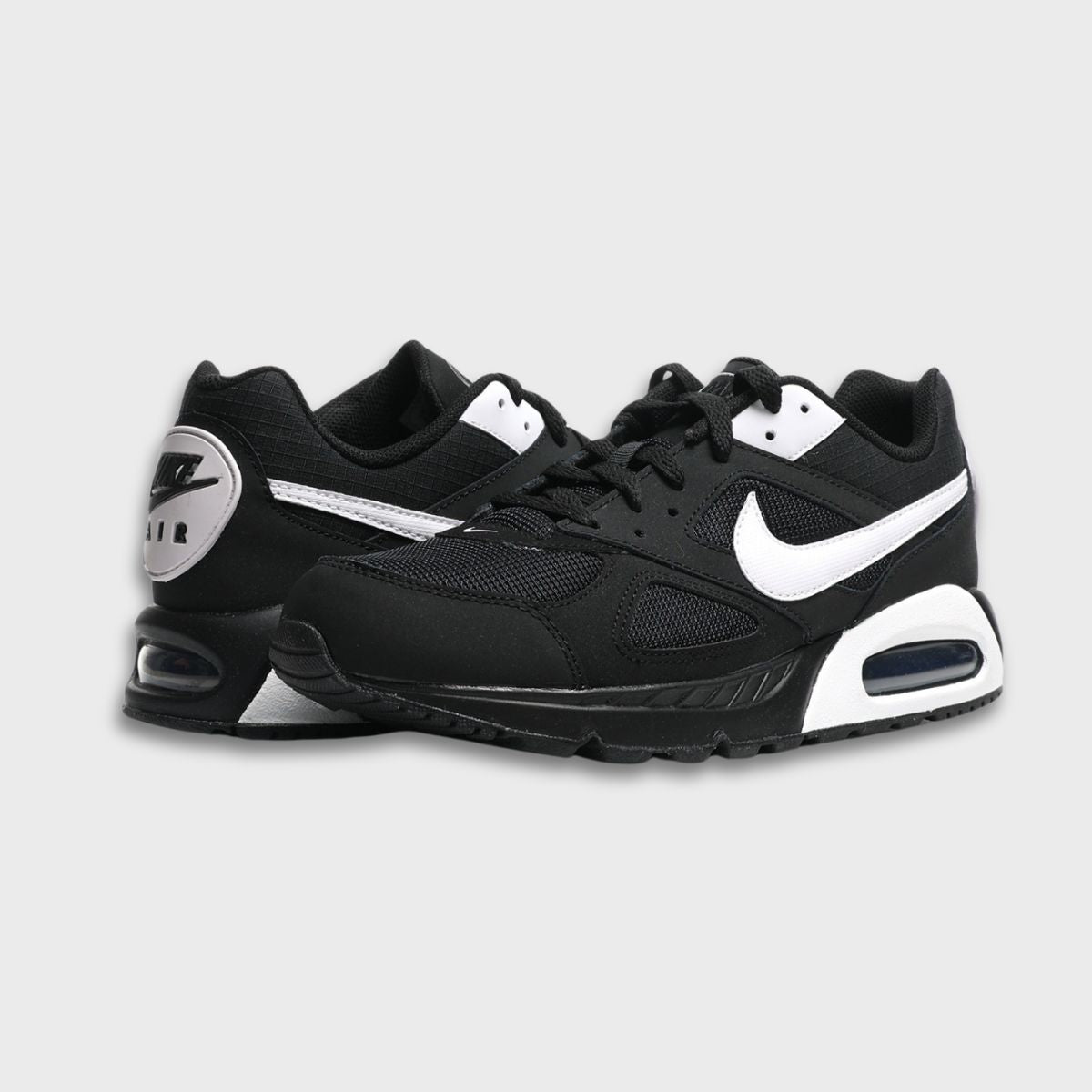 NIKE AIR MAX IVO